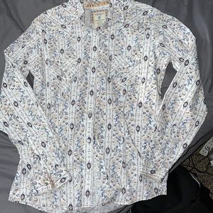 Pan handle button up